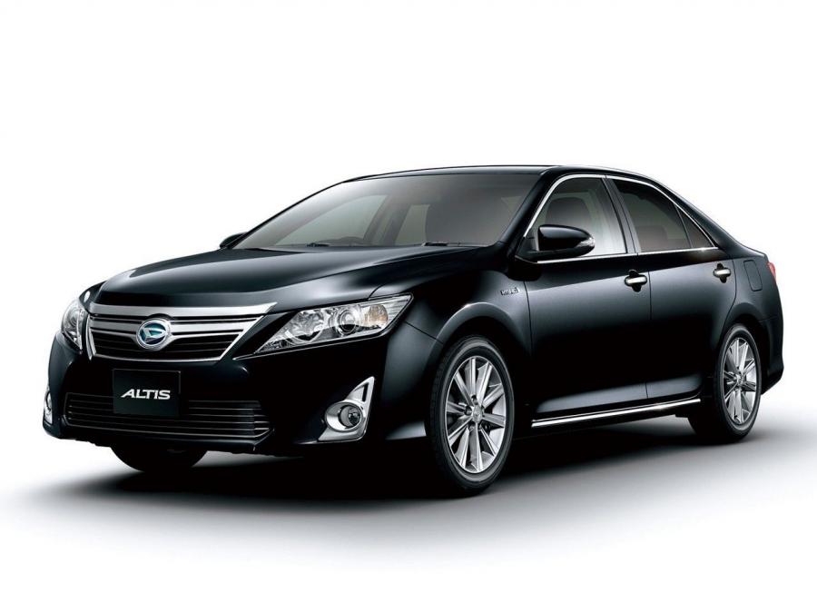 Daihatsu Altis Hybrid '2012